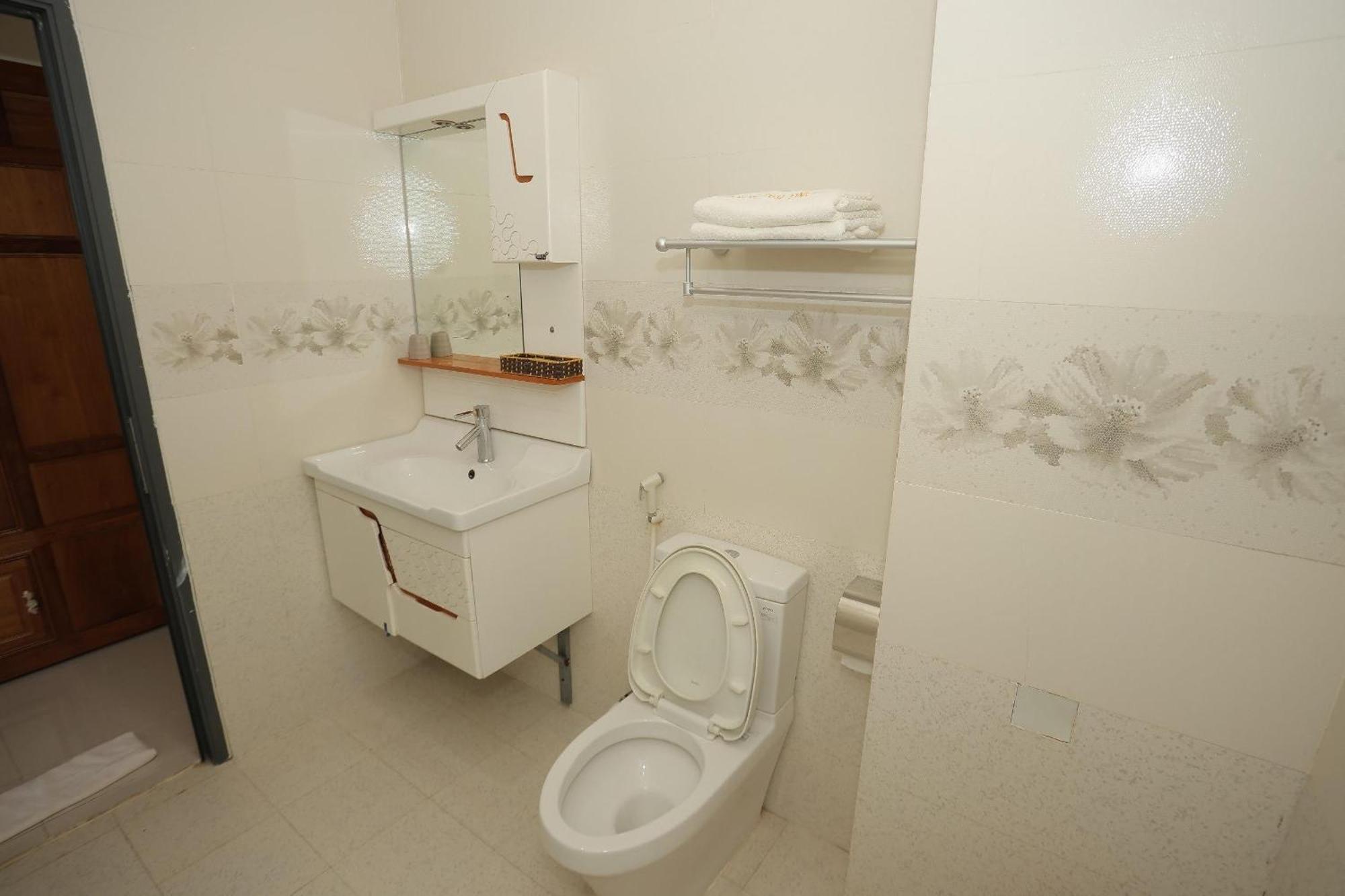 Phong Nha Jasmine Hostel & Roof Top Bar Εξωτερικό φωτογραφία