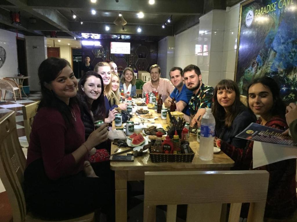 Phong Nha Jasmine Hostel & Roof Top Bar Εξωτερικό φωτογραφία